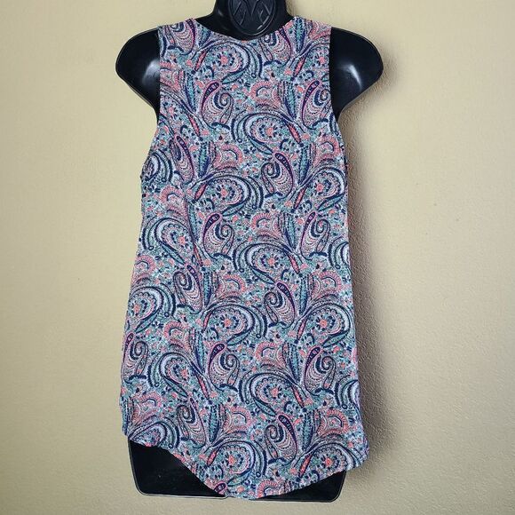 Collective Concepts Sleeveless Paisley Top - Picture 4 of 5